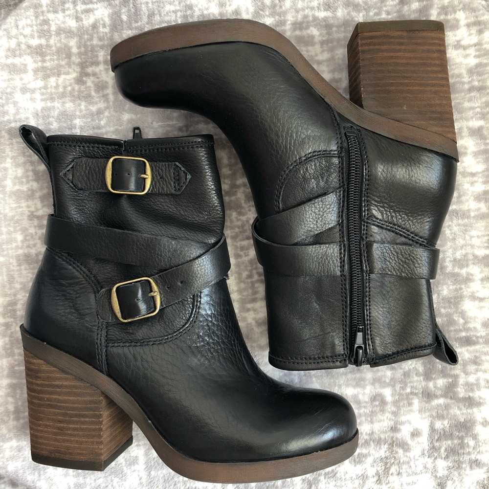 New Lucky Brand Orenzo Buckle block heel boot